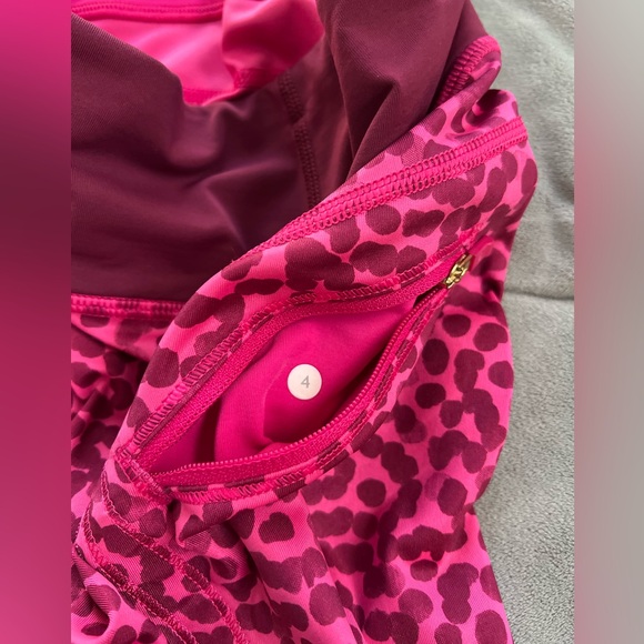 Lululemon 15” Run: Top Speed Crop Pink/Bergundy Polka Dot Print Leggings Size 4 - Picture 5 of 12